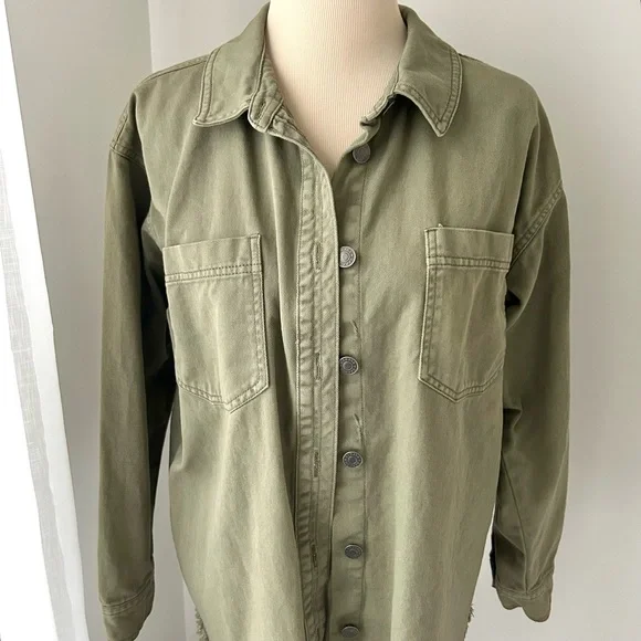 🍒Women’s Garage Lightweight Button Down Jacket. Olive Green. Size: Medium - Picture 2 of 11